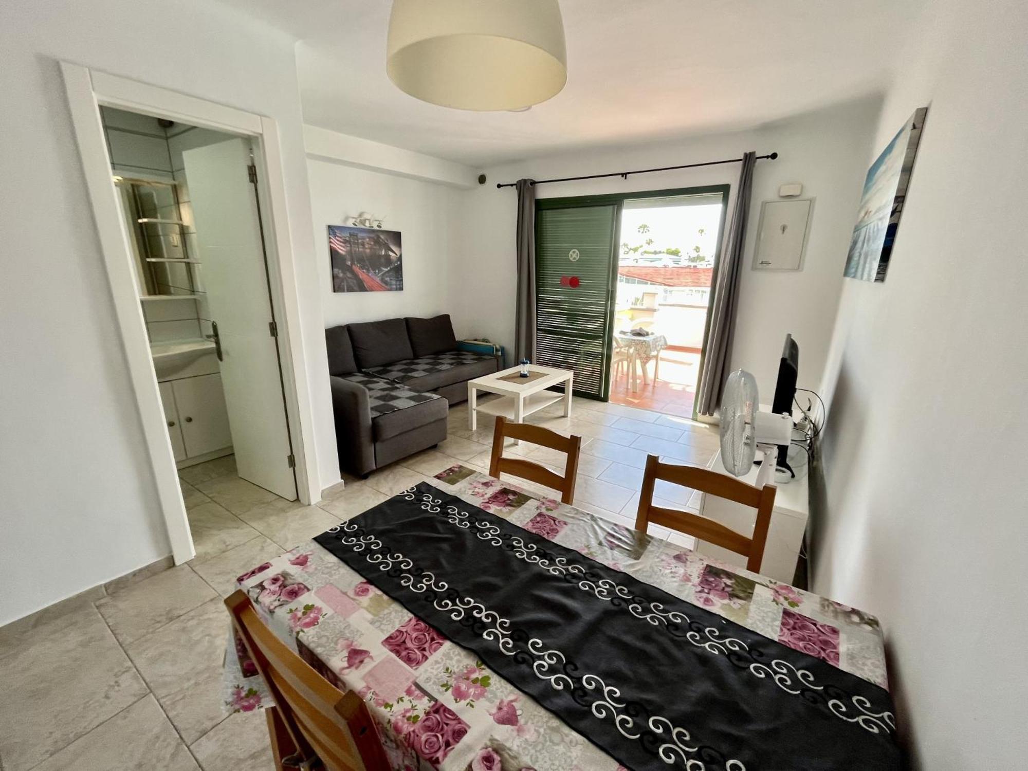 En Complejo Tranquilo En Vakantiehuis